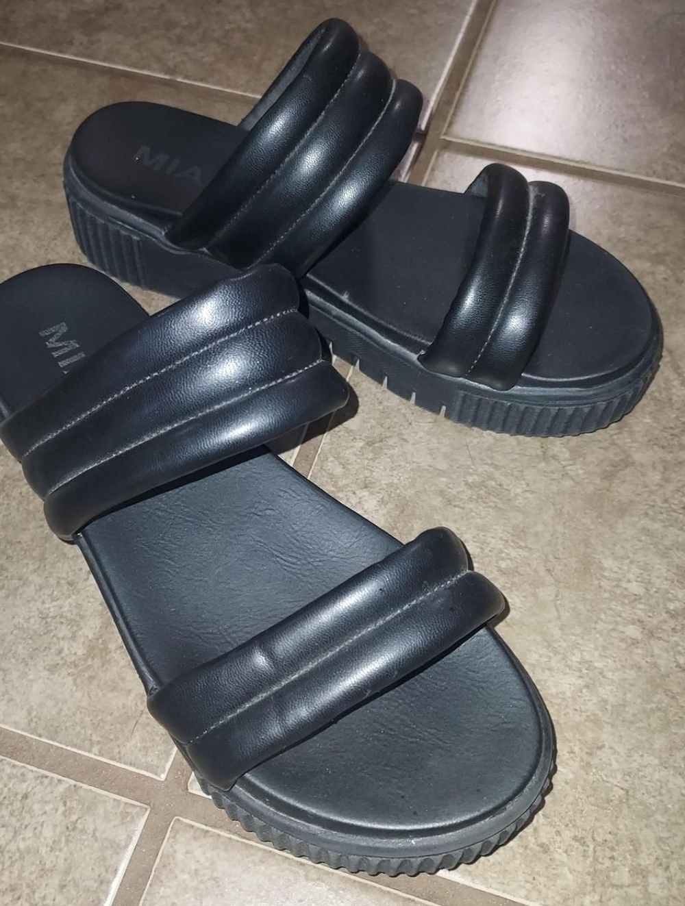 MIA Black Padded Double-Strap Slide Sandals W7.5